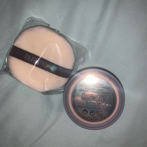 Laura Mercier Translucent Powder Medium Deep - Picture 2 of 2